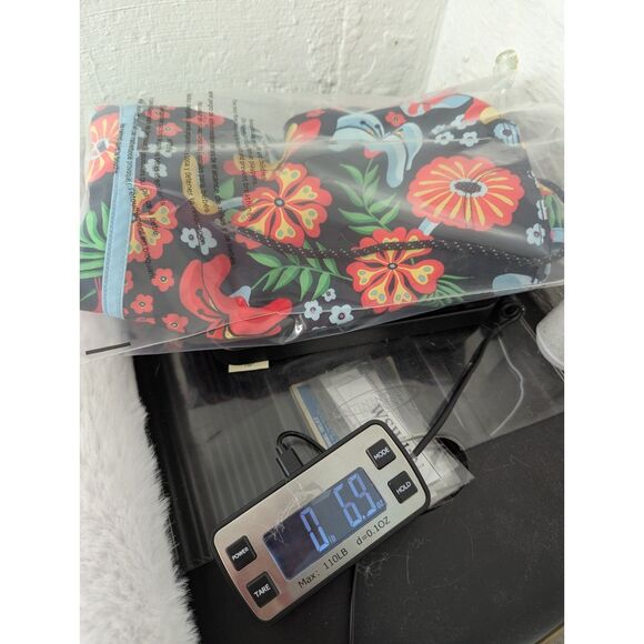 Vissla Men’s Board Shorts Sz 36‎ Blue Floral Upcycled palm frans Swim Trunks EUC - Picture 8 of 9